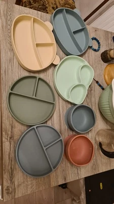 Teller Schüssel Set Baby Beikost Zerkleinerer Und Fruchtsauger Paket - Bild 1 von 4