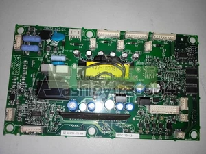 1PZ Usato Yaskawa A1000 37KW/E1000 45KW ECC710112 Testato - Foto 1 di 2