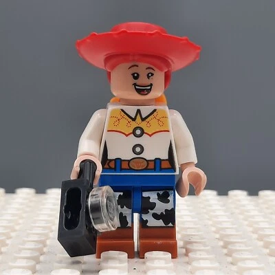 LEGO Toy Story: Jessie - Piernas normales, minifigura cabeza y arco minifigura toy023 Foto 1 de 4