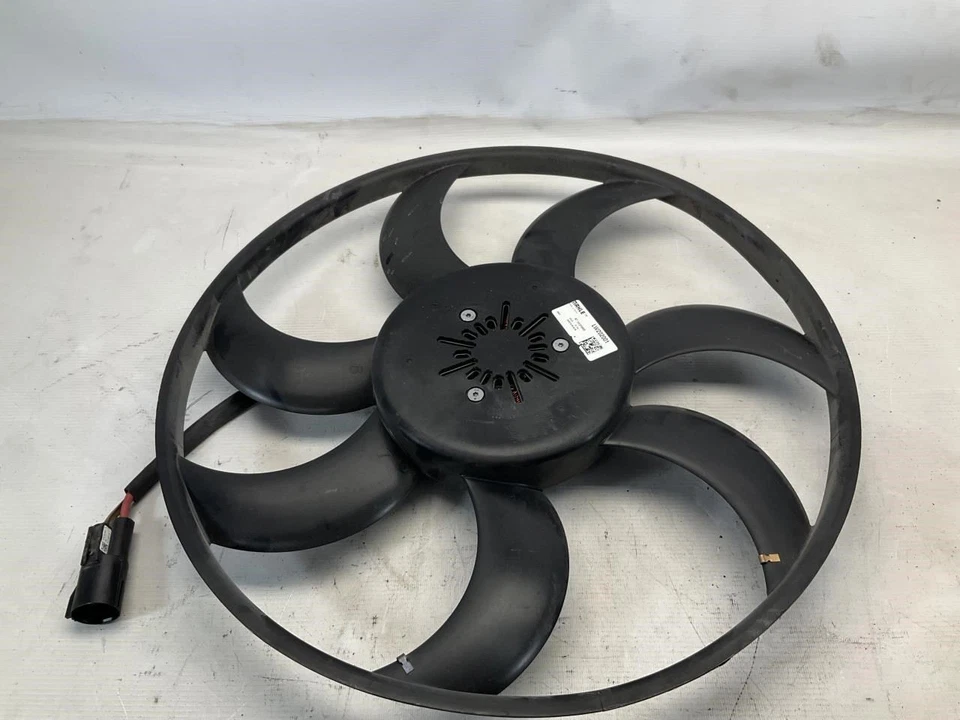 17 18 19 20 21 22 Alfa Romeo Giulia Ti Sport (952) Radiador Ventilador Cubierta B Foto 1 de 4