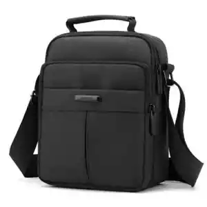 Umhängetasche Stoff klein Größe Herren Damen schwarz 18 cm x 9 cm x 23 cm - Bild 1 von 5