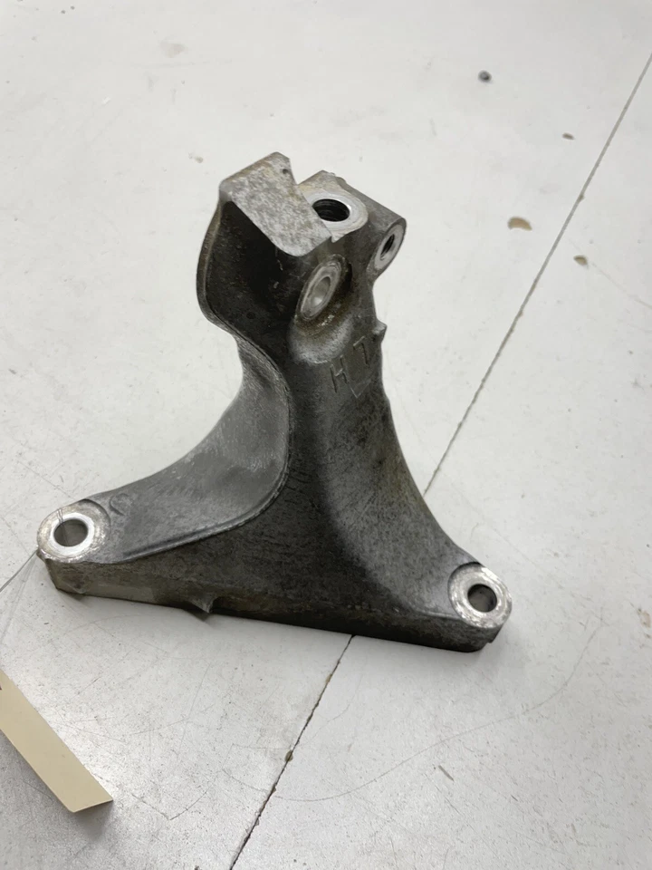 Subaru Outback Legacy 2010-2014 montaje de transmisión LH 30450AA031 Foto 1 de 4