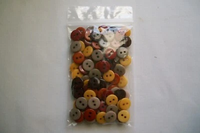 Botones planos pequeños de 2 agujeros de 9 mm de 25, 50, 100 (artesanías, ropa para muñecas, tarjetas, etc.)  Foto 1 de 4