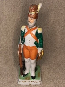 Wagner & Apel, 18th/19th Century Soldier, Porcelain Figure - Picture 1 of 3