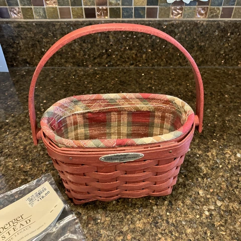 Longaberger Red 2007 Woven Memories Basket with Protector and liner EUC Cover