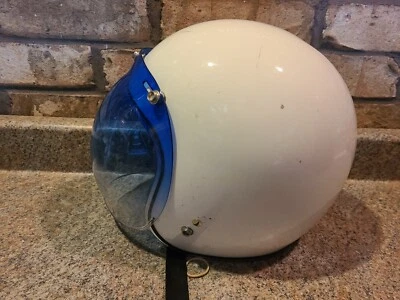 Casco de moto DOT blanco modelo T-50 Hi Fi fabricado 10/2011 (B1) Foto 1 de 4
