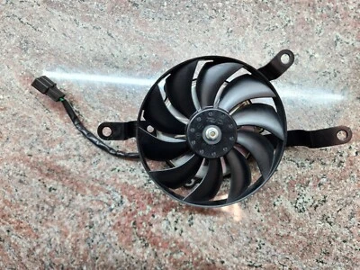 Левый вентилятор охлаждения радиатора 2008-2016 Yamaha YZF-R6 OEM PANASONIC SSW9809L - Изображение 1 из 4
