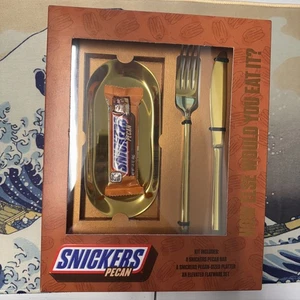 SNICKERS PECAN FLATWARE-WORTHY SET BRAND NEW SEALED IN HAND Viral Promo - Picture 1 of 2