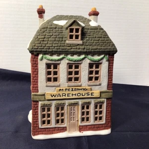 DEPT 56 DICKENS SERIE - EIN WEIHNACHTSLIED "M FEZZIWIG LAGER" - 1986 - Bild 1 von 7