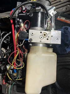 Conjunto de motor bomba Bucher 500205008053 con controlador - Imagen 1 de 9