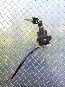 #87 Suzuki Ignition Switch w/Keys GSXR 600 750 GSX-R600 GSX-R750 Check Fitment - Picture 1 of 3