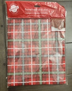 Thin Vinyl Tablecloth, 52" x 70" Oblong Red Green Plaid New - Picture 1 of 3