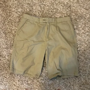 Samuel Windsor Men's Chino Shorts Stone 100%Cotton Size 36 - Picture 1 of 4