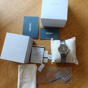 Seiko SBGX147 Men's Gray Dial Stainless Steel Watch No Customs Fees US - Picture 1 of 11