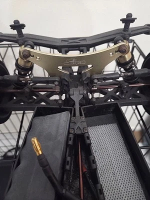 Coche de radiocontrol Serpent SRX8 GTE RTR 4x4 1/8 EP (SER600061) GT USADO Foto 1 de 4