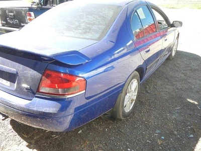 FORD FALCON RIGHT TAILLIGHT BA, SEDAN, 10/2002-09/2005 - image 1 of 4