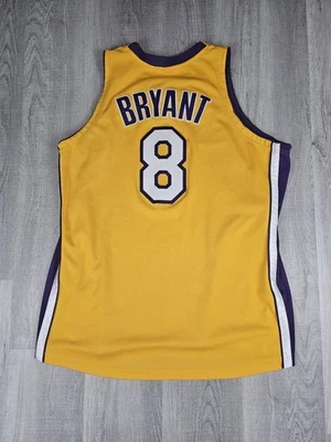 Mitchell & Ness Lakers Kobe Bryant 2000-01 Home Jersey Yellow Mens 52 2XL - Image 1 of 4