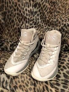 Under Armour Curry 3 Raw Sugar/metallic Silver (1274061-101)Sz 3.5y ‼️✔️♨️ - Picture 1 of 6