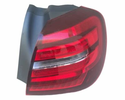 Luz trasera exterior derecha genuina Mercedes Benz GLA250 GLA45 AMG NUEVA 1569068600 Foto 1 de 2