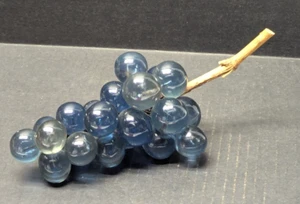 Vintage Lucite Grapes MCM Two Tone Blue Cluster On Vine 24 Grapes 9.5"L x 4"W - Picture 1 of 4