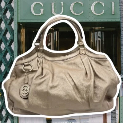 GUCCI - Bolso Hobo Sukey Tote Enclavado G, Rosa Metálico Foto 1 de 4