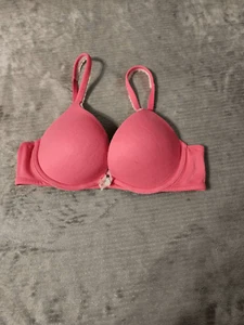 Victoria’s Secret Body by Victoria Push-up Bra Size 34B Pink - Picture 1 of 3