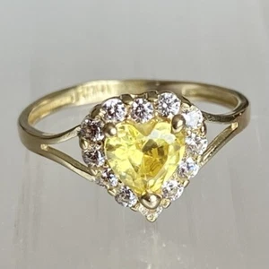 10K Authentic Yellow Gold Women’s Heart Cluster Ring Size 3.25 - Picture 1 of 7