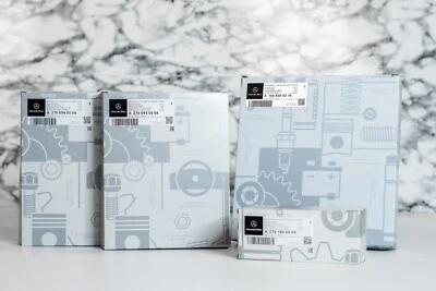 Комплект масляного и воздушного фильтра Mercedes C43 E43 GLC43 AMG от оригинального производителя подлинный СЕРВИС B 2015-2020 - Изображение 1 из 4