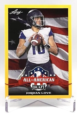 2020 Leaf Draft Gold #71 Jordan Love All-American Green Bay Packers Utah State - Image 1 of 2