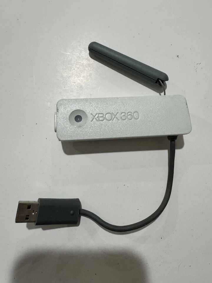 Microsoft Xbox 360 Wireless Network Adapter OEM White **Hinge - Image 1 of 1