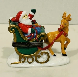 Vtg Midwest Cannon Falls Santa in Sleigh Reindeer Trinket Box Bear Christmas - Picture 1 of 10
