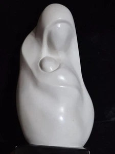 10" Madonna and Child White Stone Art Sculpture Statue signed Sc Kolton Mother - Picture 1 of 15