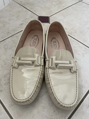 Mocasines sin cordones Tod's grises para mujer talla 39,5 EE. UU. 9,5 Foto 1 de 4