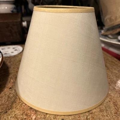Vtg Crisscross Patterned Tan Silk Over Paper Accent Lamp Shade 4.5x7x9 Bell - Image 1 of 4