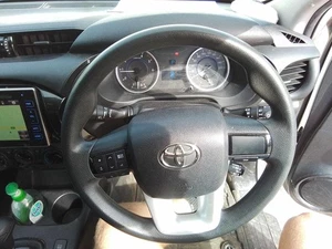 TOYOTA HILUX 2015-2025 STEERING WHEEL VINYL SRS A/BAG NOT INCLUDED - Picture 1 of 12