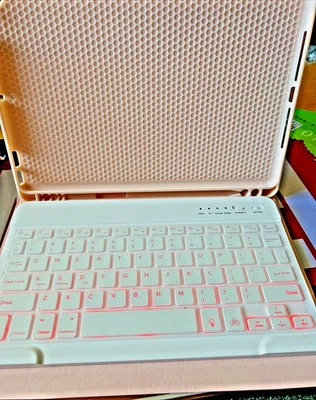 BAIBAO Wireless Illuminated Keyboard Tablet Case USB Charging  New In Box - Image 1 of 4