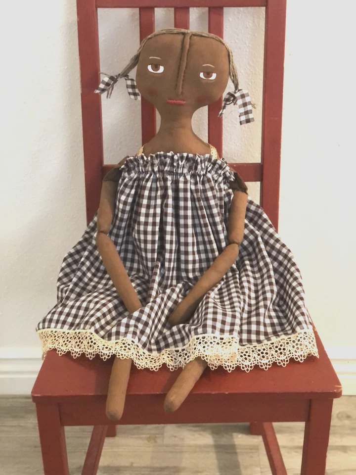 Muñeca primitiva, muñeca negra, muñeca de tela, muñeca artística, hecha a pedido Foto 1 de 4
