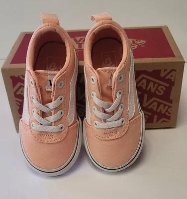 Zapatilla deportiva Vans para niños Ward de caña baja sin cordones para niños pequeños 6 blanco melocotón nueva en caja  Foto 1 de 4