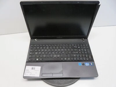 Samsung NP300E5A Intel i3-2330M 2.2GHz 4GB NO HDD No Batt LEGGI - Immagine 1 di 4