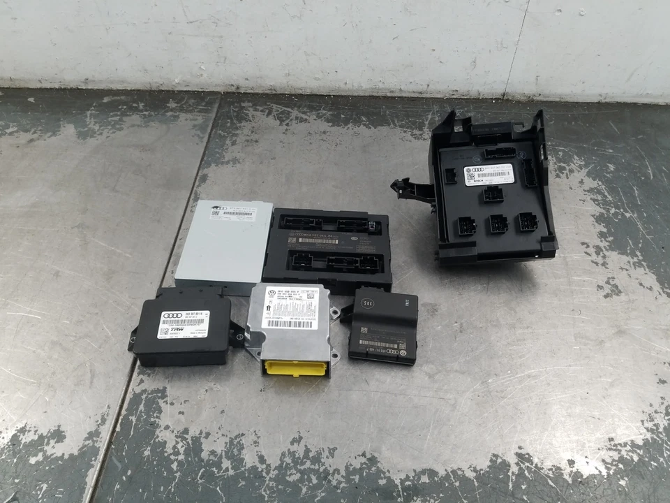 2014 Audi S4 Quattro B8 Body Control Modules #5844 M3 - Image 1 of 4