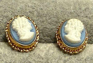 Vintage Wedgwood blaue Jasperware ovale Ohrringe Post Stil - weiße Büste Profil - Bild 1 von 8