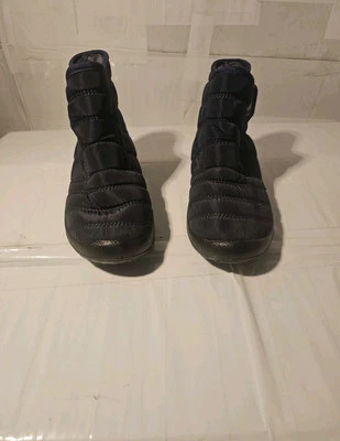 winter snow boots for boy or girl  size 11.5 - Image 1 of 4