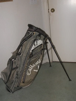 Pre-Owned 6 Way Callaway Hyper-Lite 4.0 Golf Stand Bag  with 8 pockets - Image 1 of 4