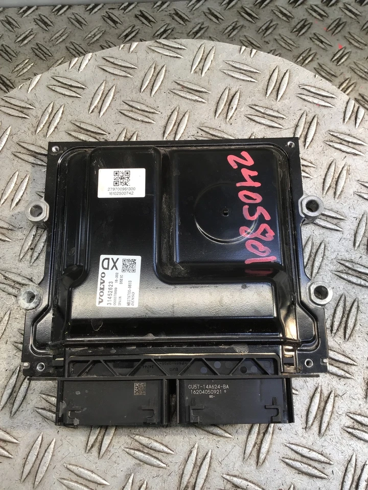Centralina motore 31452623 Volvo S40 II (544) 1.6 D2 84kW 114cv - Immagine 1 di 3