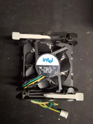 INTEL C33224-003 Socket-478 CPU Pentium 4 dissipatore di calore ventola radiator - Immagine 1 di 4