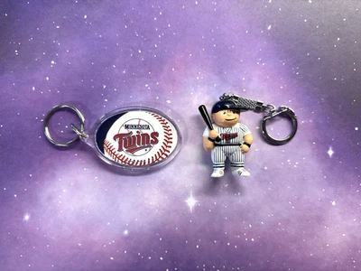 Minnesota Twins keychain MLB Baseball Lot of 2 Lil’ Sports Brat with circle logo - Image 1 of 4