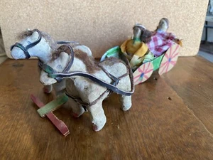 Navajo Indian Vintage 2Horse & Figures Cart Mamie Deschille Benally 1990 Mud Toy - Picture 1 of 16