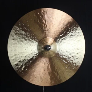 Paiste 20" Signature Traditionals Light Ride - 1892g (video demo) - Picture 1 of 1