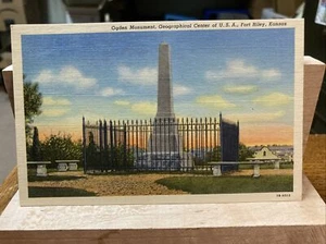 Ogden Monument Geographical Center of USA Fort Riley KS - Teich Linen PC - Bild 1 von 2