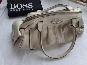 Edle Hugo Boss Leder Tasche NP: 450€ + Zertifizierungscode Handtasche - Bild 1 von 7